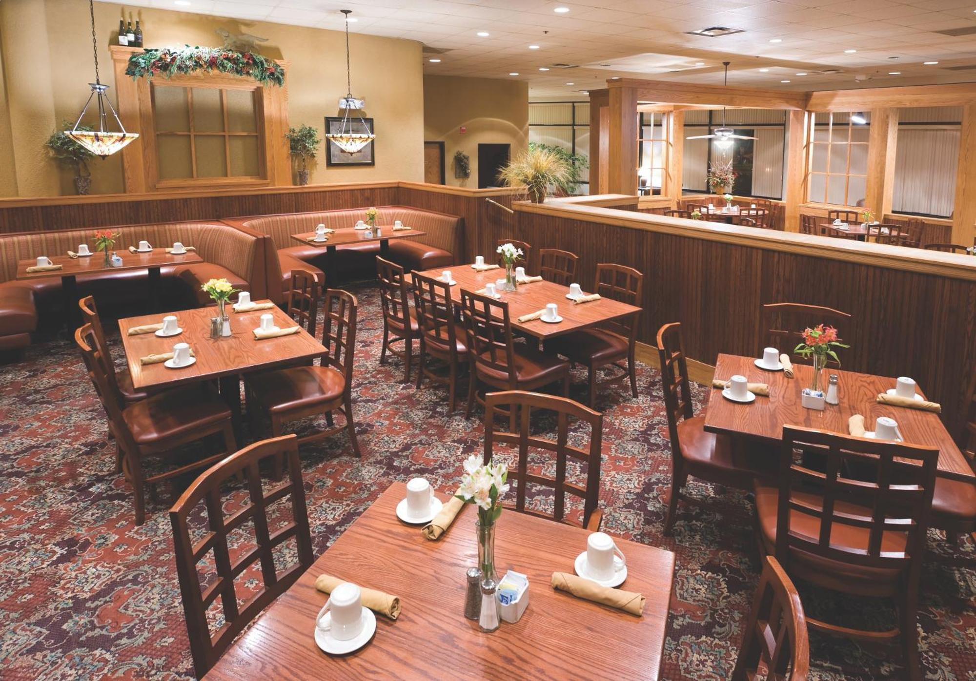 Ramkota Hotel Pierre Restaurant foto
